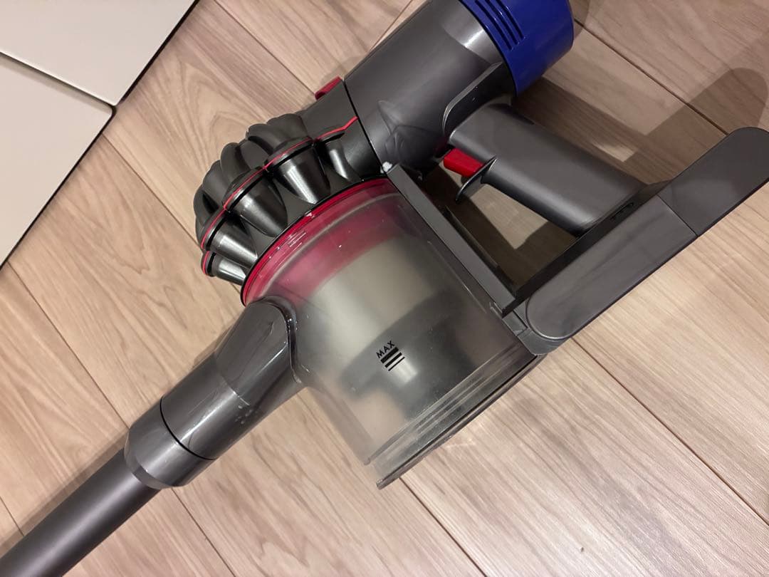 Dyson V8 コードレス掃除機