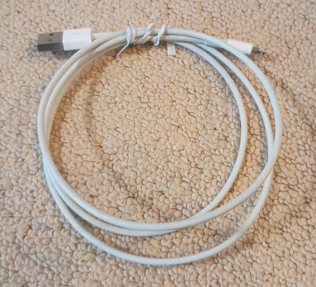 【美品】Apple iPad 第7世代 32GB WiFiモデル本体+付属品