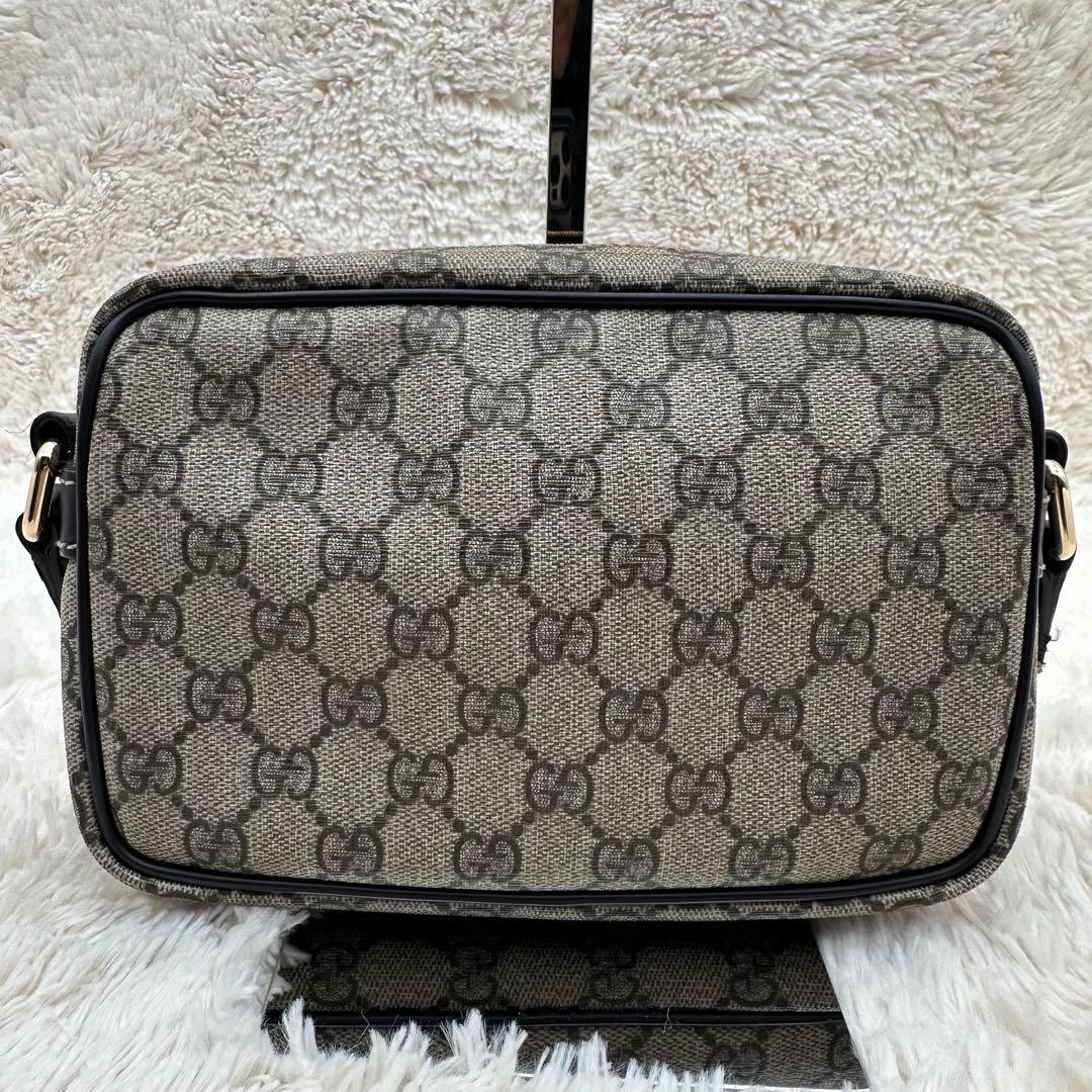 ✨人気✨グッチ　ショルダーバッグ　GG柄　スプリーム　PVC ベージュ