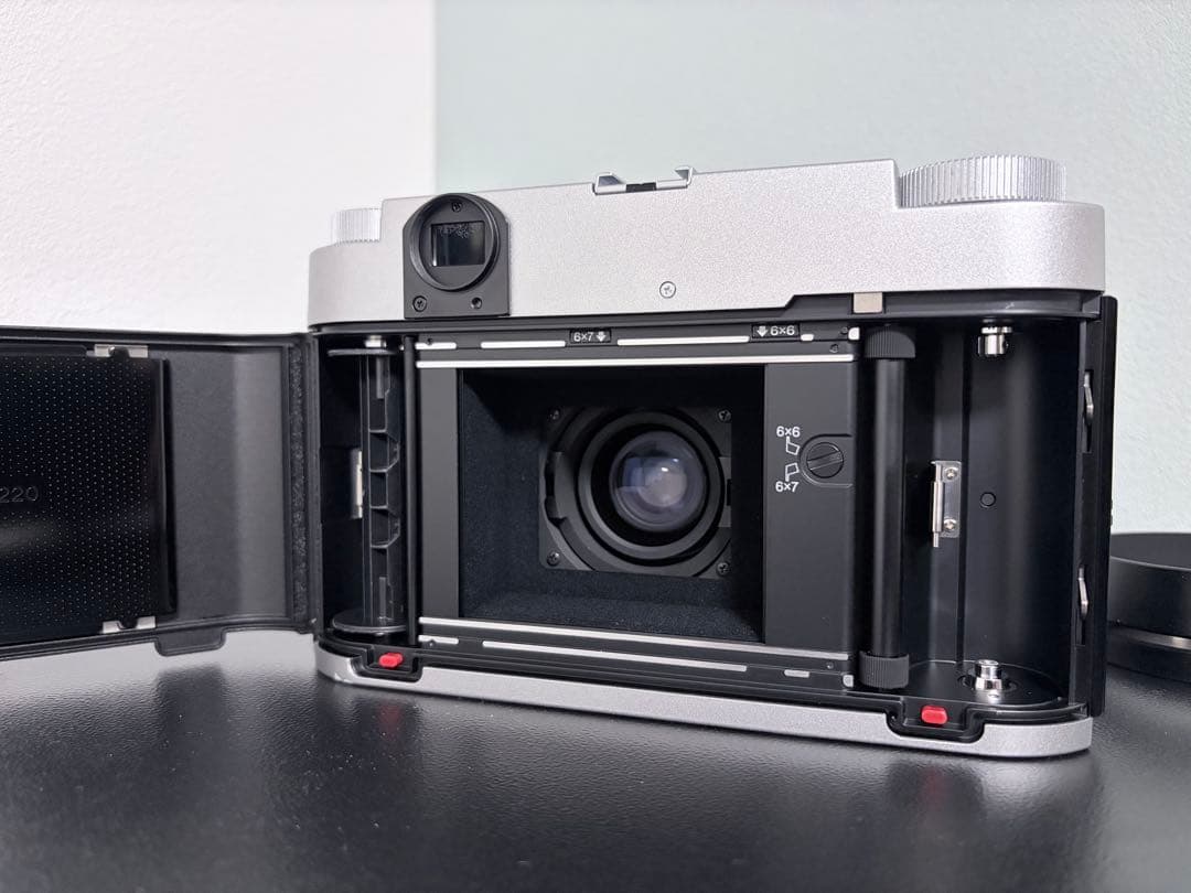 フィルムカメラ FUJIFILM GF670W Professional