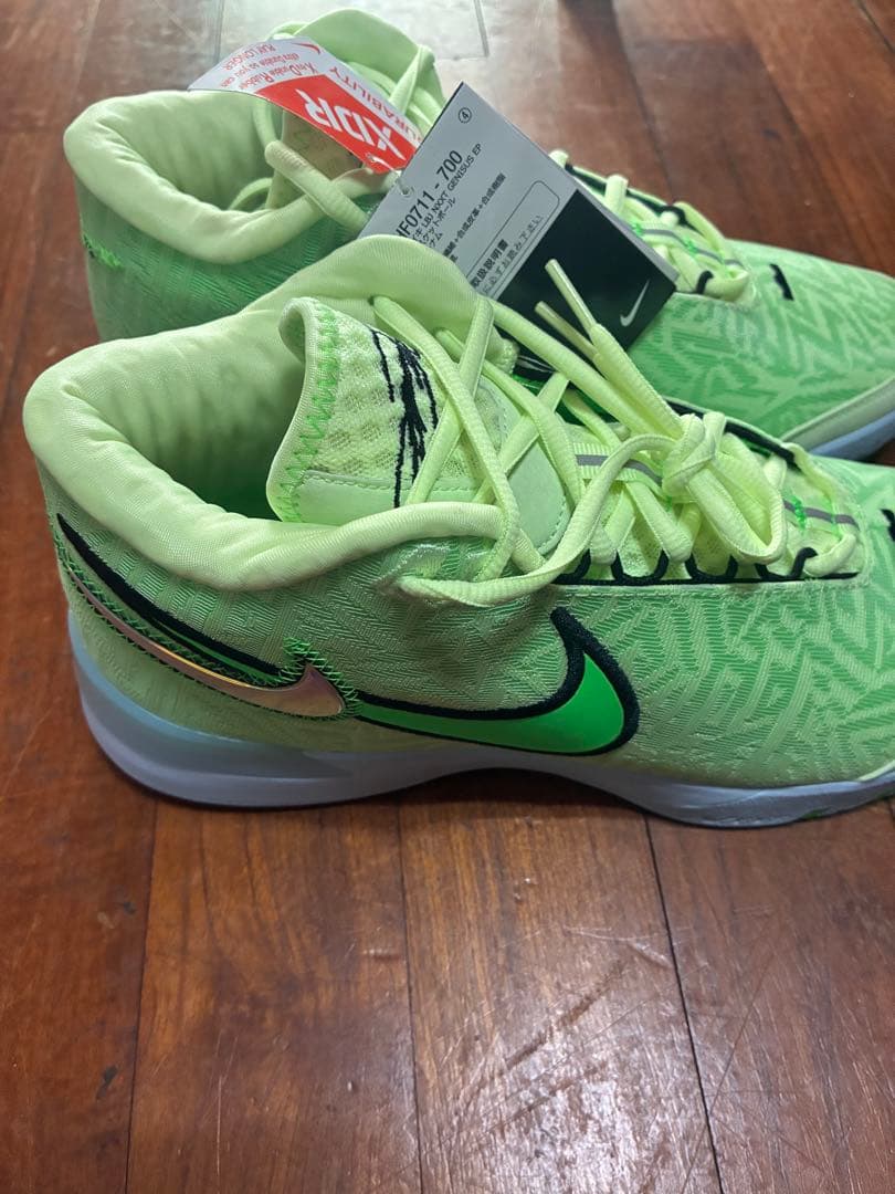 ナイキレブロンジーニサス LBJ NXXT GENIUS EP シューズ