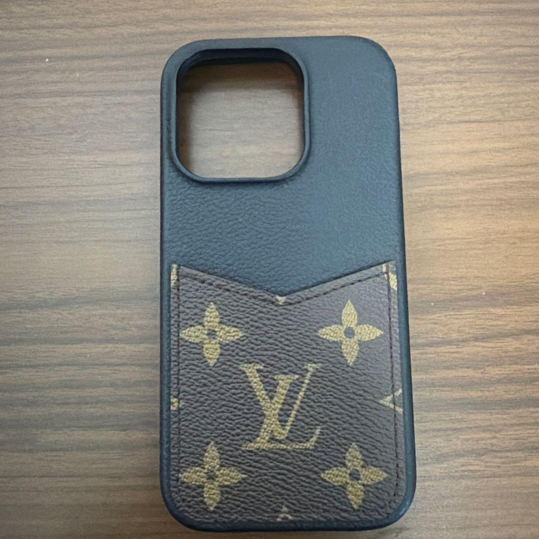 美品　ルイヴィトン　iPhone15pro スマホケース　スマホカバー　正規品