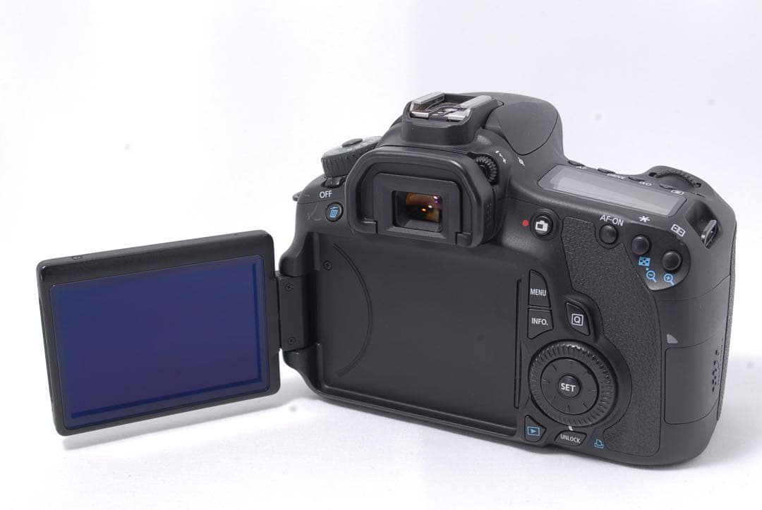 すぐ使えるフルセット✨Canon EOS 60D 標準レンズセット★カメラバッグ