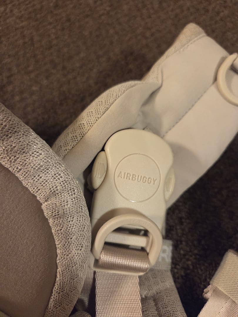 エアバギーベビーキャリア　抱っこ紐