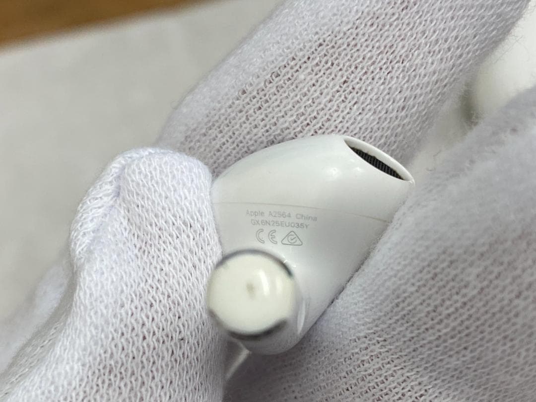 AirPods エアポッズ 第3世代