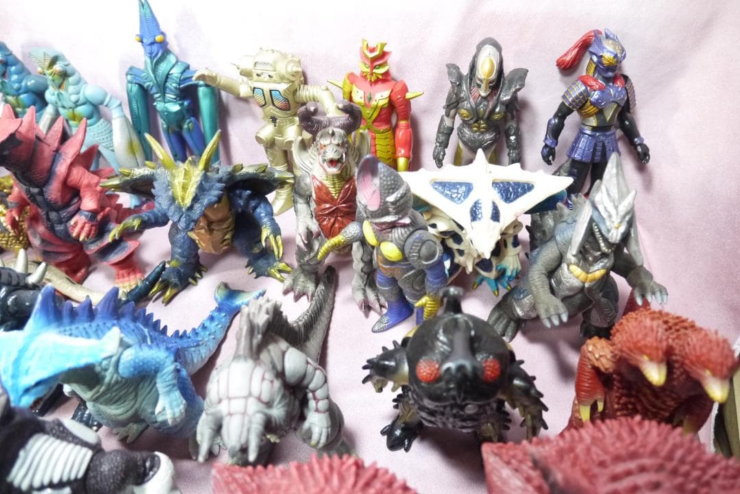 【専用】ウルトラ怪獣シリーズ　怪獣　ソフビ　84体セット
