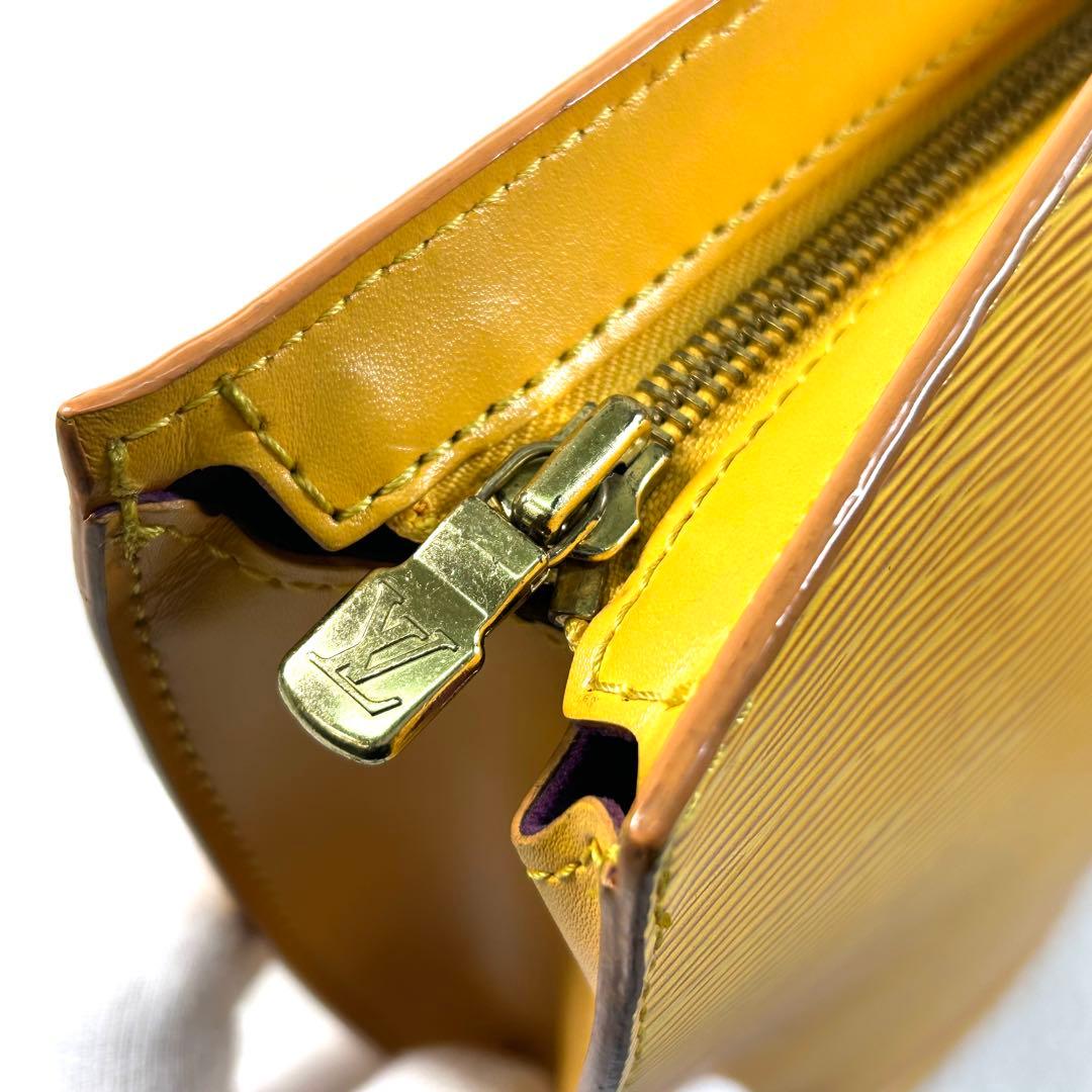 ルイヴィトン ハンドバッグ エピ サンジャック M52279 廃盤品