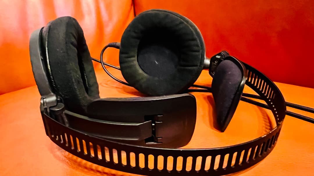 オーディオテクニカ　ATH-R70x 開放型モニターヘッドホン良品！