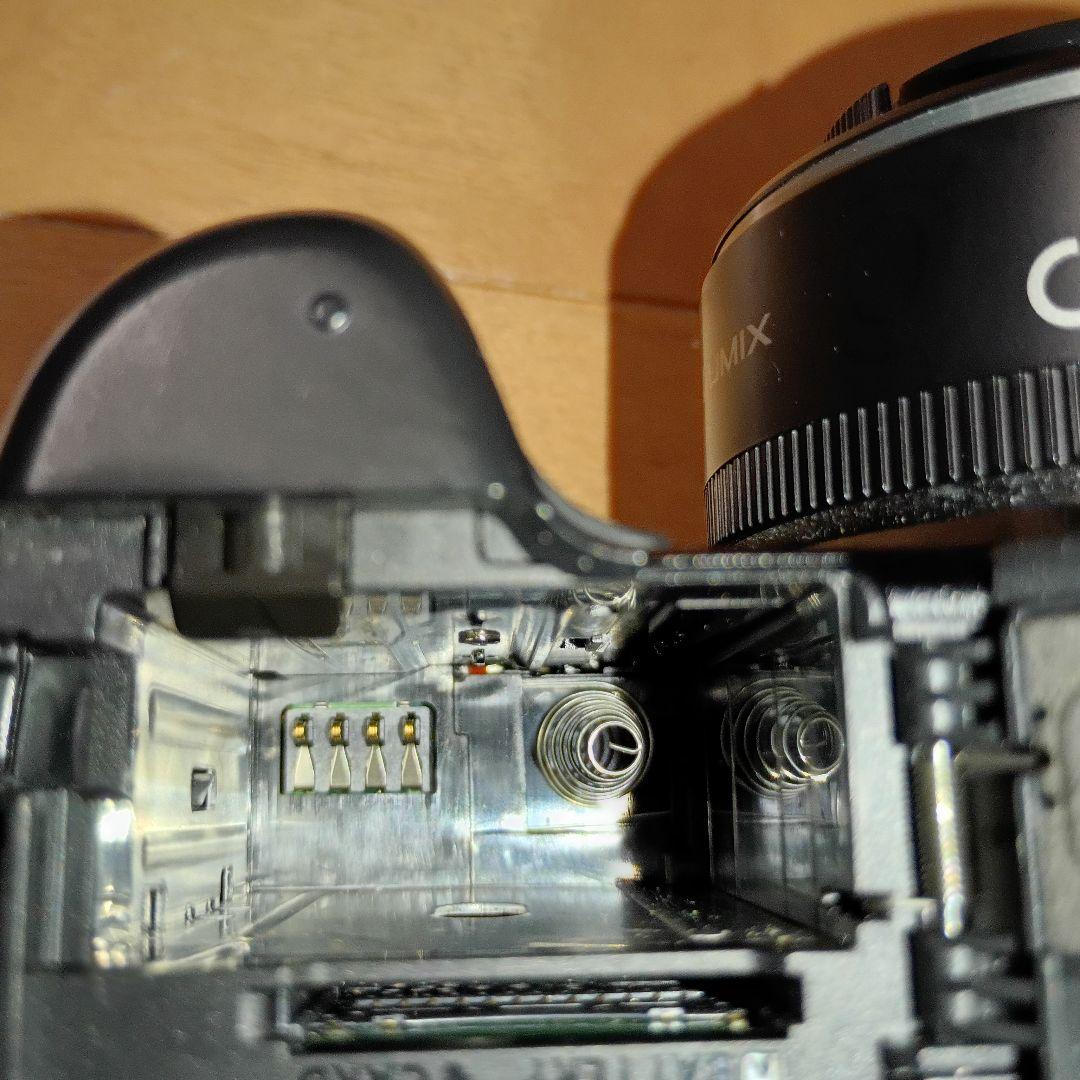 LUMIX　DMCーG5XーK　ミラーレス　一眼カメラ　標準電動ズームレンズ