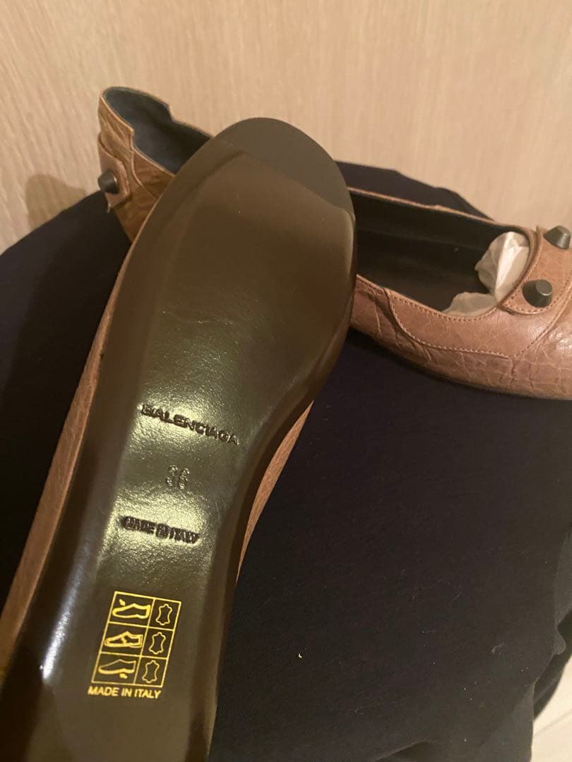 バレンシアガ　フラットシューズ