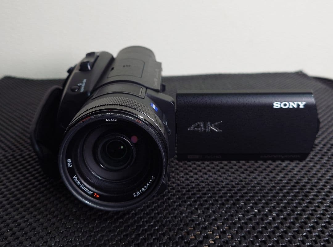 SONY FDR-AX700 4Kビデオカメラ 【超美品】 通電時間4×10H