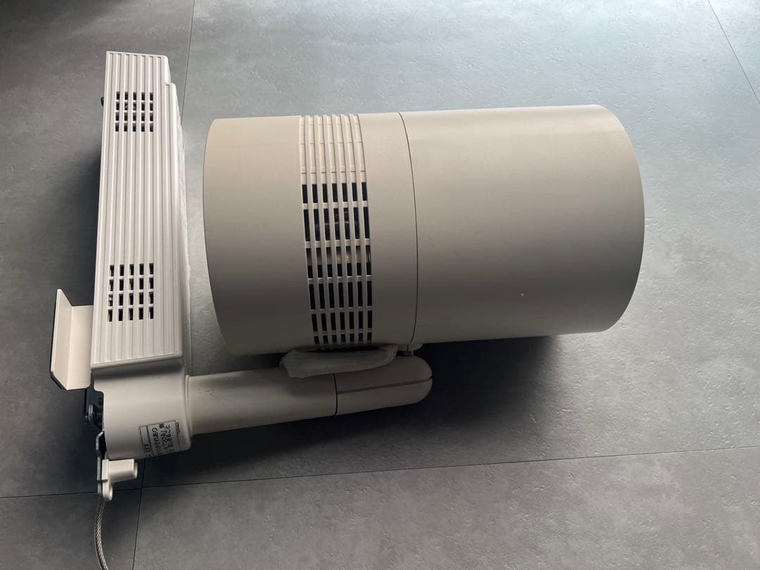 Panasonic NTN91002W 2000lmプロジェクター 本体