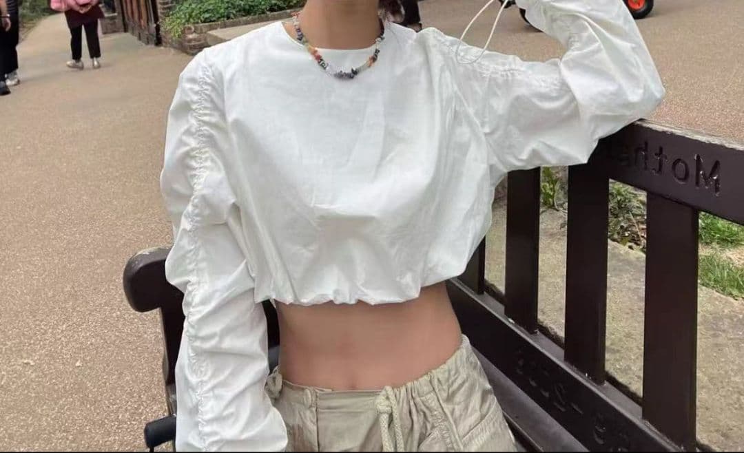 【特価品】ホワイト クロップドシャツ Mサイズ