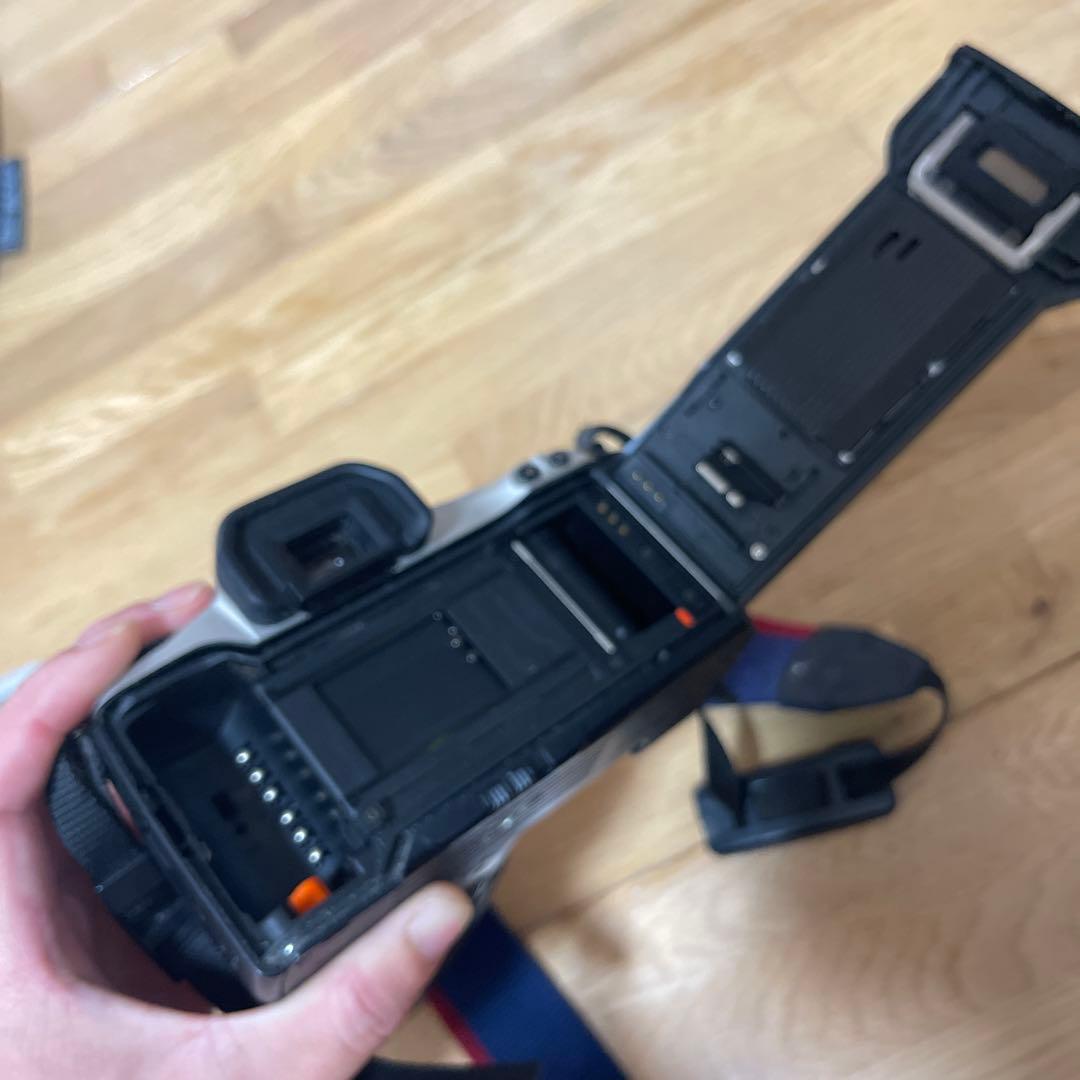 動作未確認Canon EOS KissⅢ一眼レフカメラ　フィルム