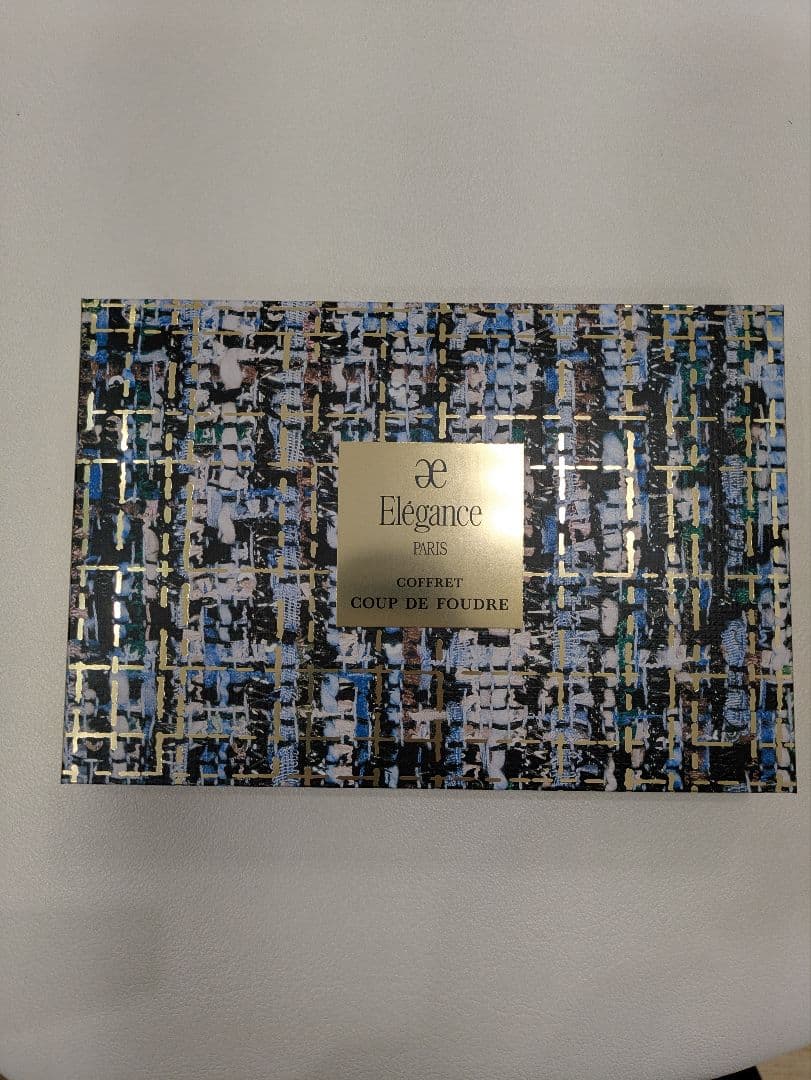 エレガンス　コフレクードゥフードル