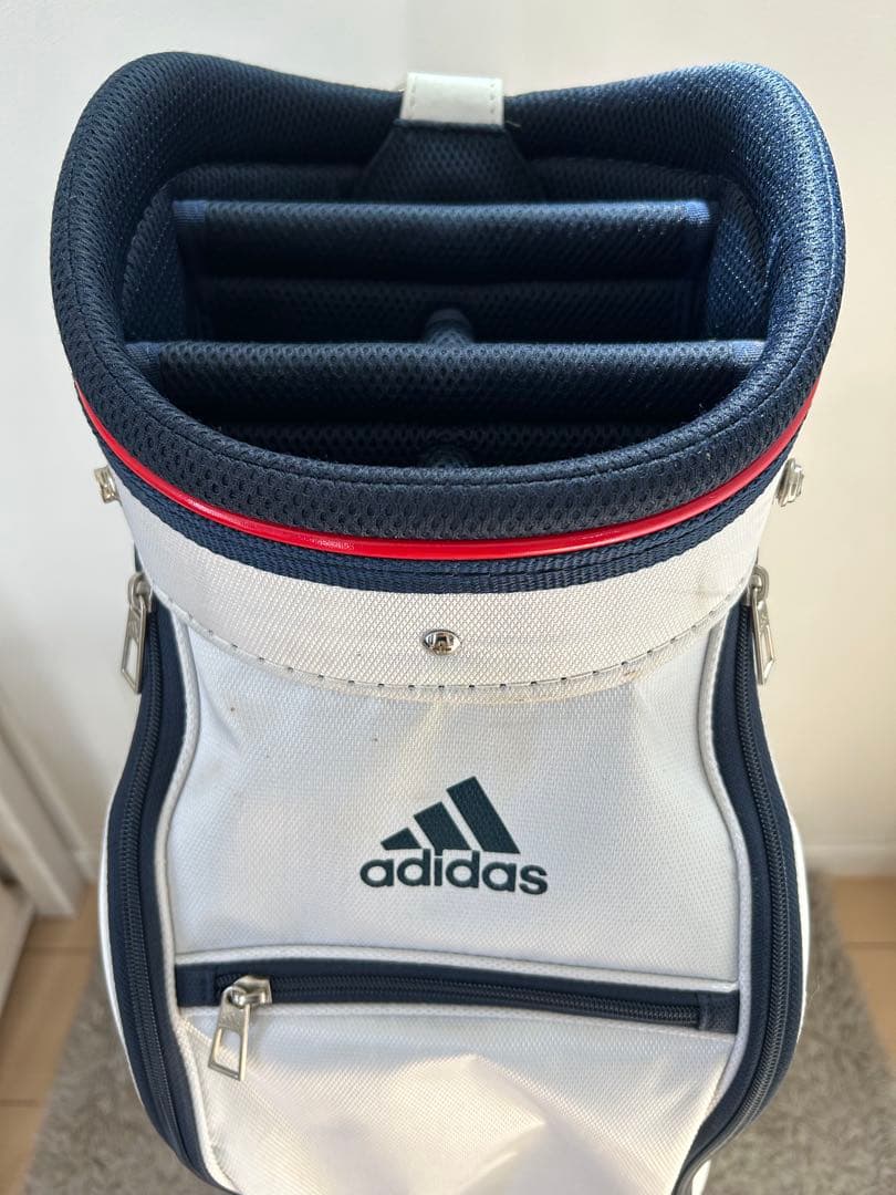 adidas キャディバッグ ホワイト/ネイビー　9.0型