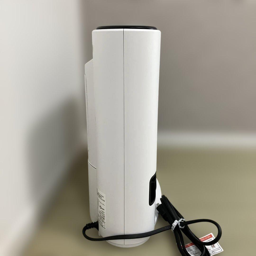 2024年製シャープ 加湿セラミックファンヒーター　HX-SK12 日本製