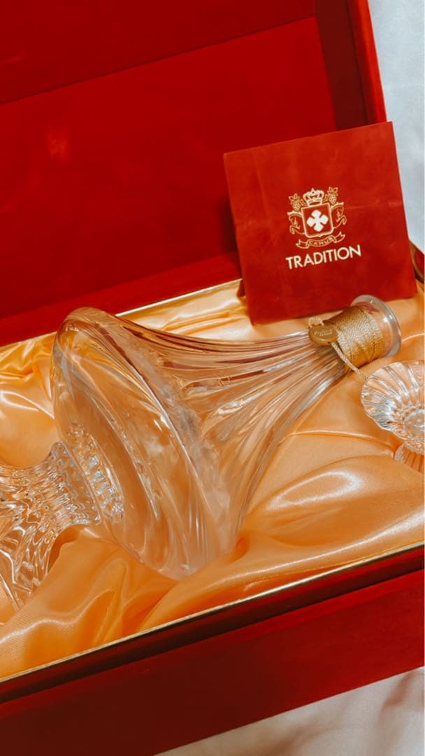 【値下げ お買い得】カミュ トラディション バカラ 空瓶・箱付