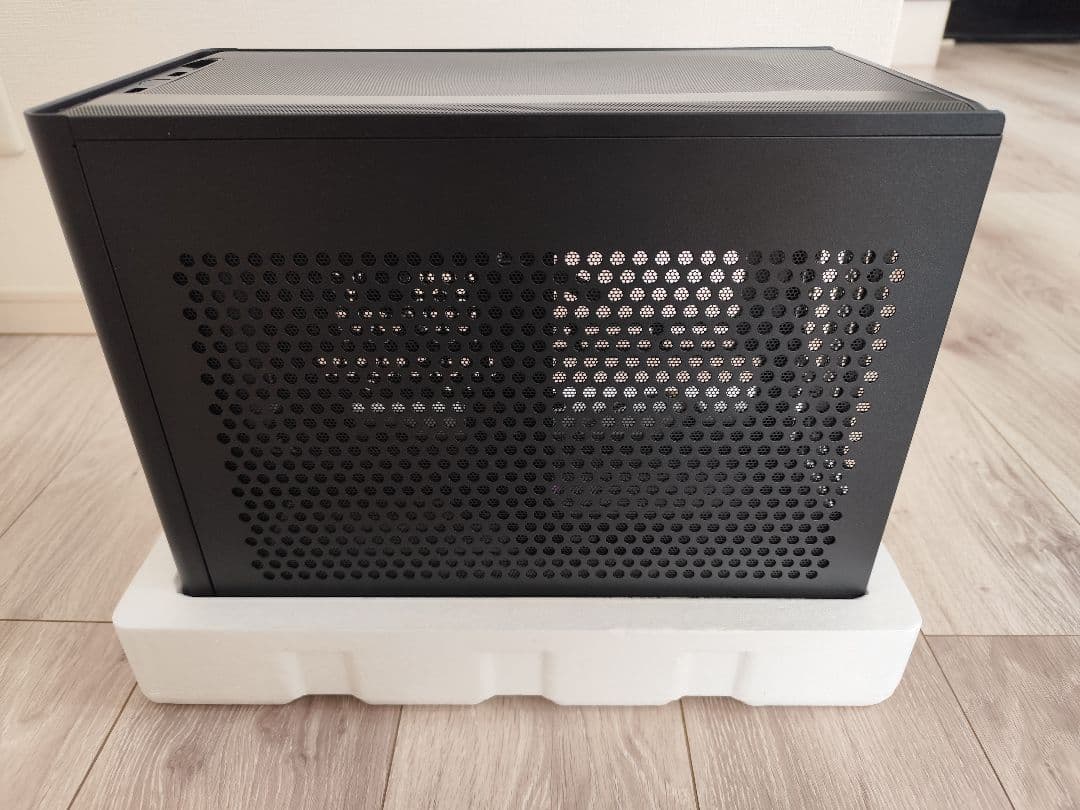 Cooler Master MasterBox NR200P ブラックBlack