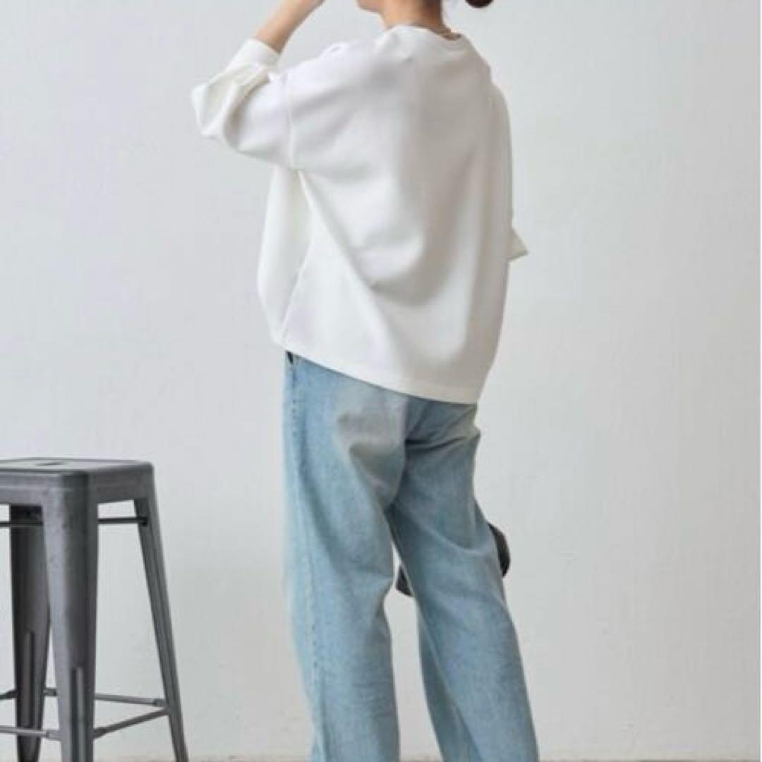 '25A/W 新品タグ付き　ビアズリー ダンボールパフトレーナー　ホワイト　1