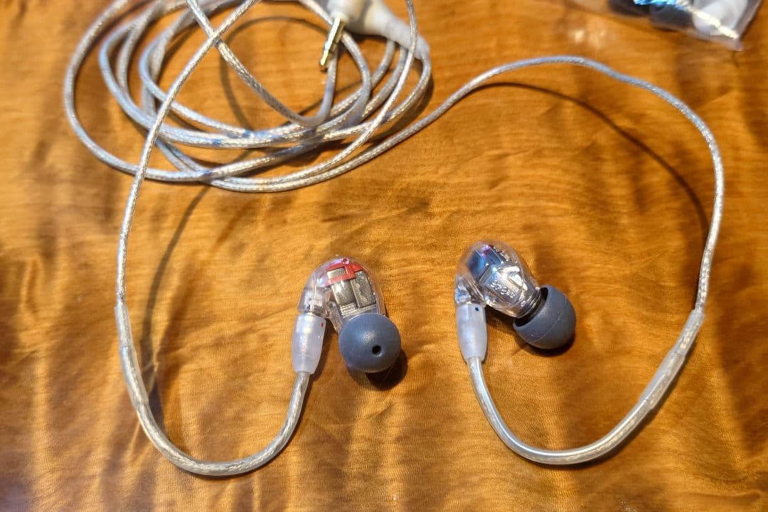 Shure シュア SE846 高遮音性イヤホン（第2世代） クリア SE846