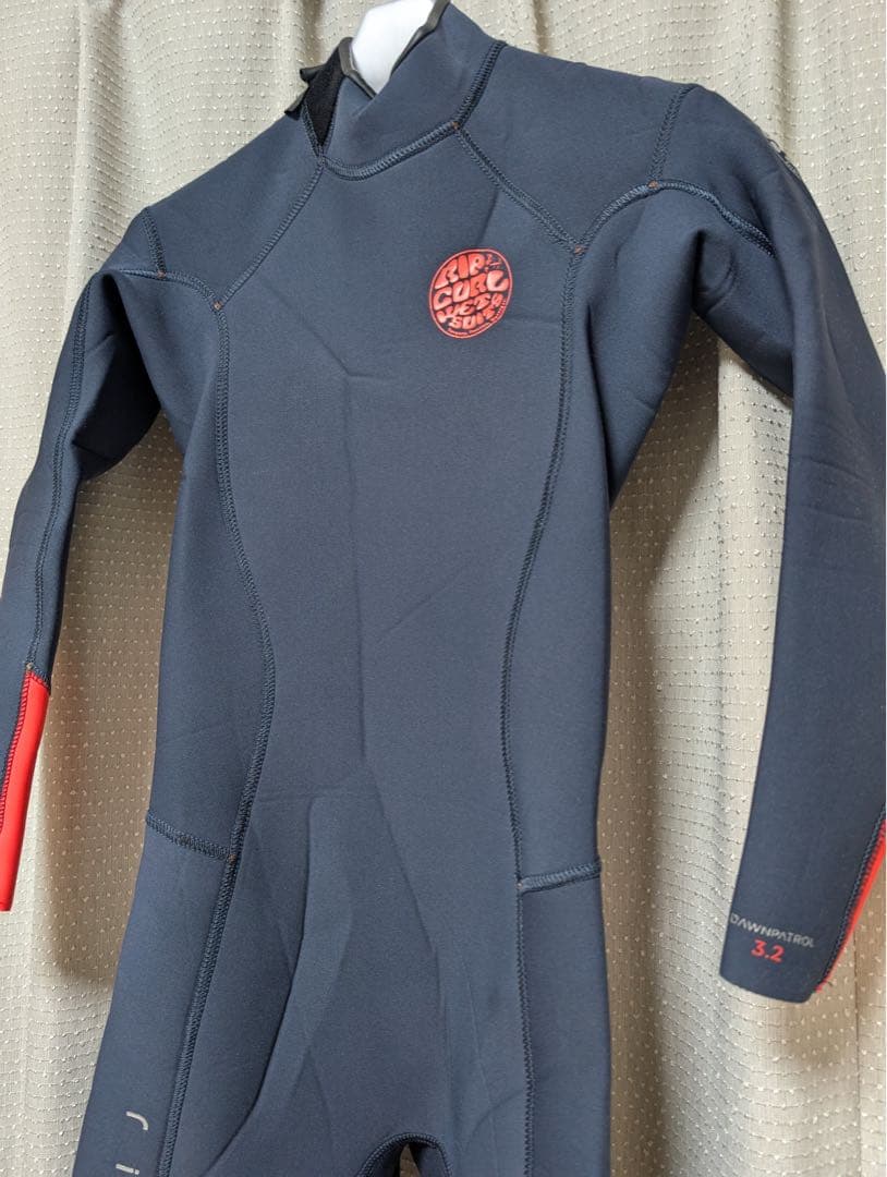 RIPCURLリップカール3×2mm フルスーツ レディース 4号Sサイズ相当