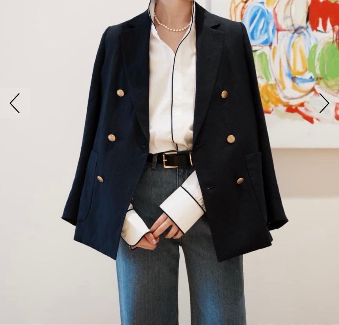 美品未着用に近いTOMORROWLAND MACPHEE ダブルブレストブレザー