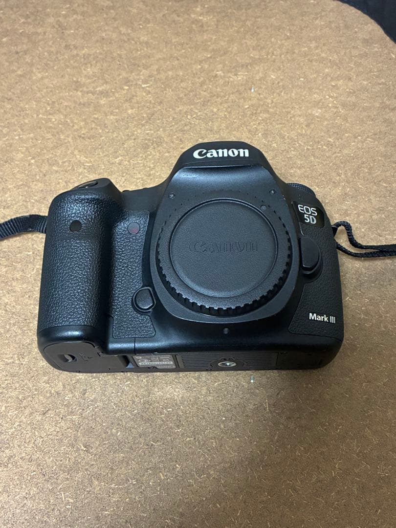 Canon EOS 5D Mark III 本体 バッテリー付き