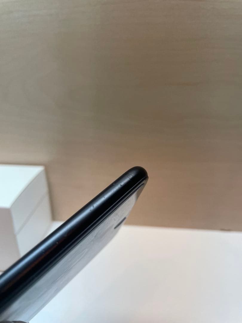 iPhone SE 第2世代　64GB ブラックSE2 バッテリー100%