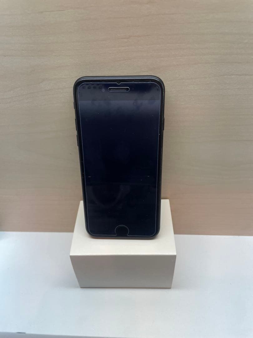 iPhone SE 第2世代　64GB ブラックSE2 バッテリー100%