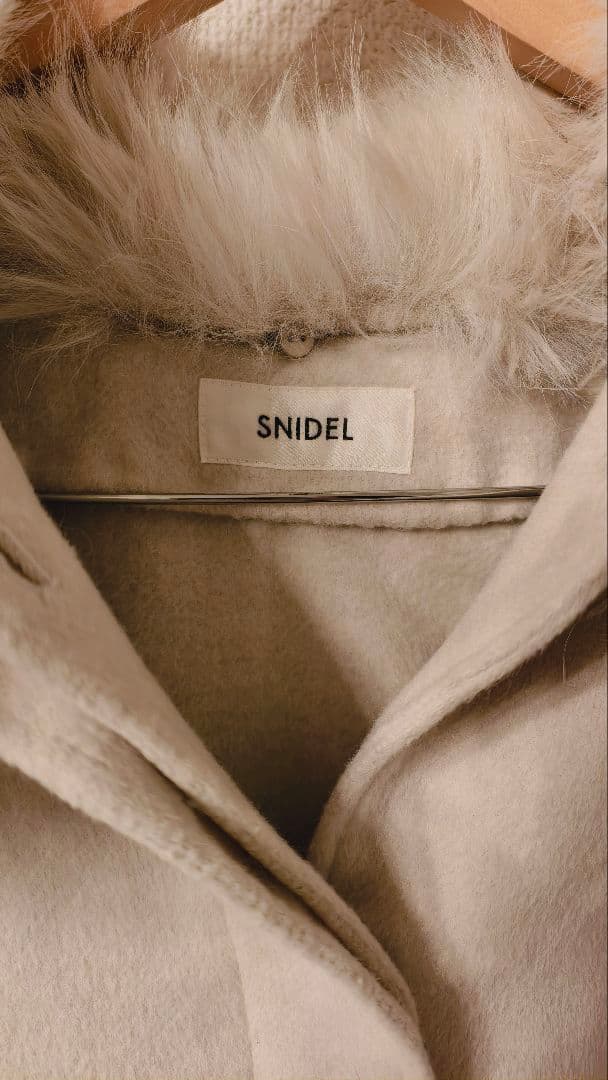 SNIDEL / スナイデル ファー付きミドルケープコート