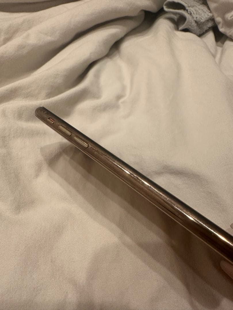 【美品】 Apple iPhone Xs 256GB ゴールド　SIMフリー