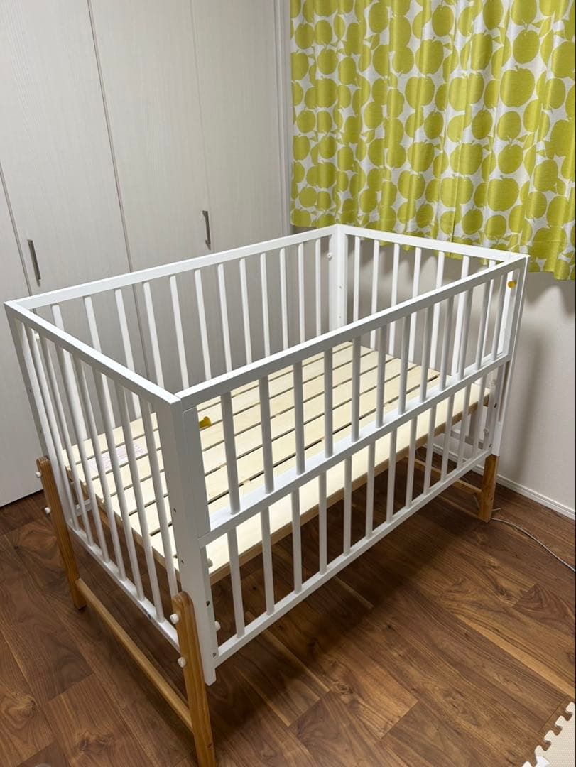 【引き渡し】yamatoya kihonベビーベッド　ホワイト