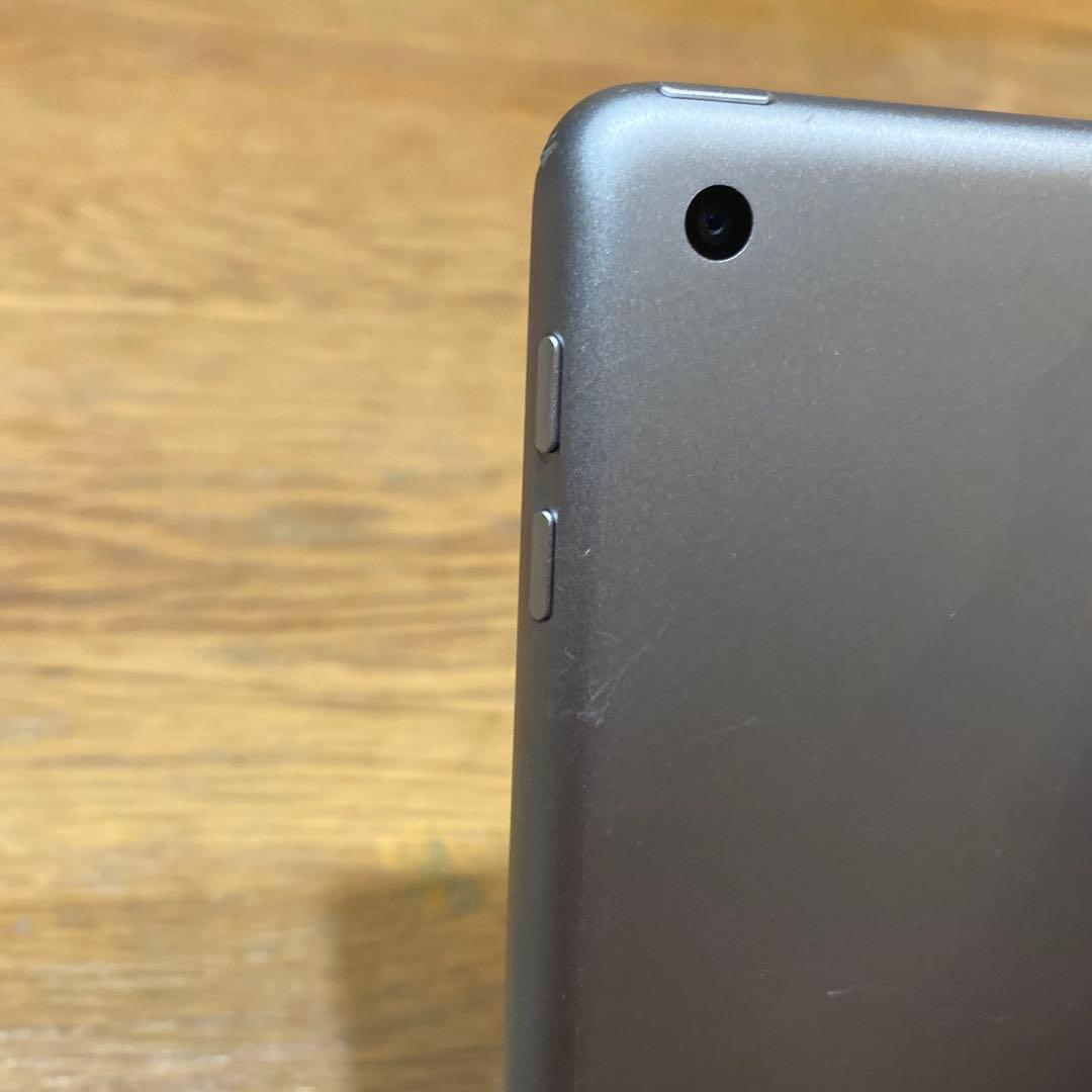 iPad 6th generation 128GB Wi-Fiモデル