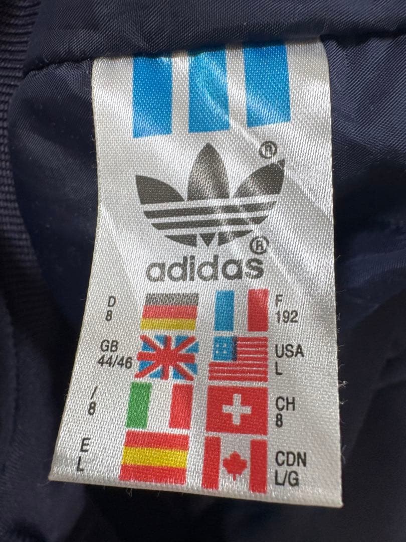 や*ま様 90sアディダス プルオーバー ナイロンジャケット