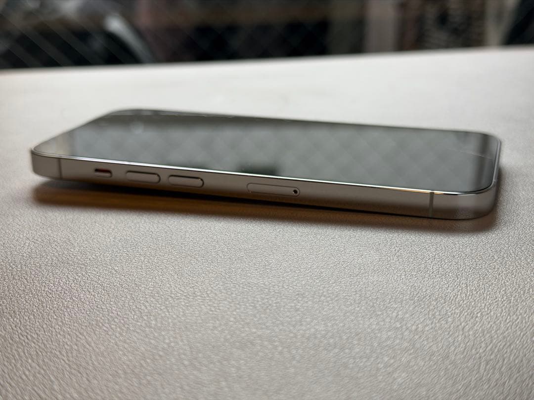 iPhone 14 Pro 256GB国内版SIMフリーCASETiFYケース付