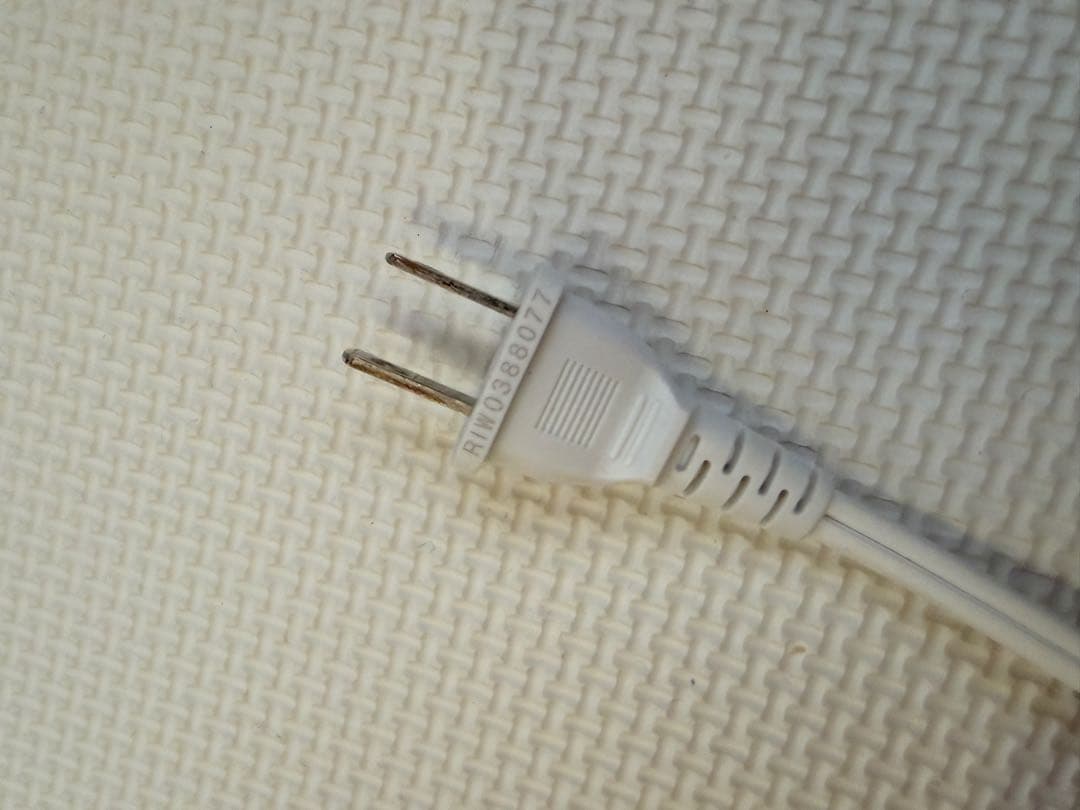 リファ ストレートアイロン RE-AC02A 2022年製 箱無し