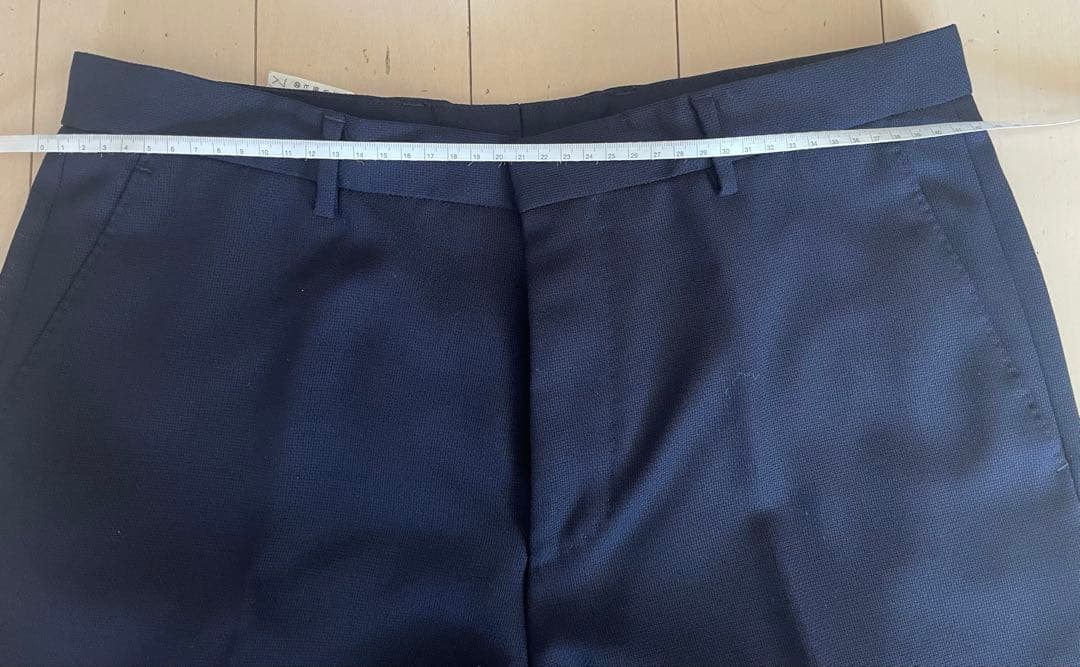 HUGO BOSS ネイビー スーツ ジャケットとパンツ