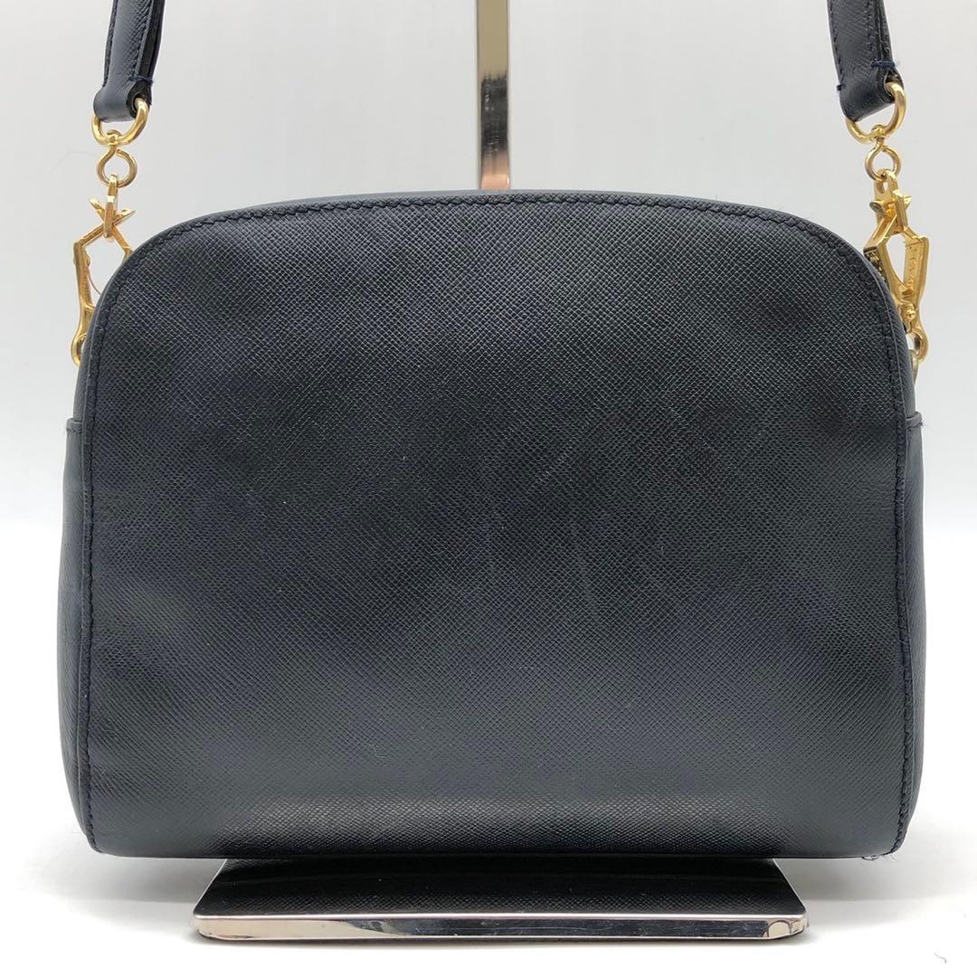 ✨希少・美品✨プラダ ショルダーバッグ ミニ 三角ロゴプレート レザー ネイビー