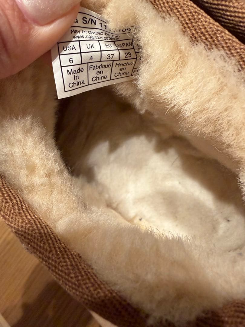 UGG ウルトラミニ