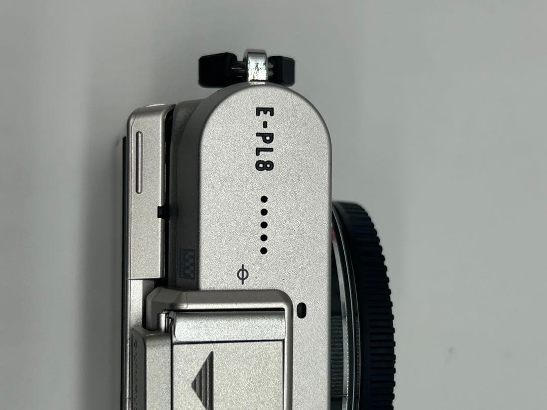 【シャッター132回】OLYMPUS PEN E-PL8 レンズキット#137