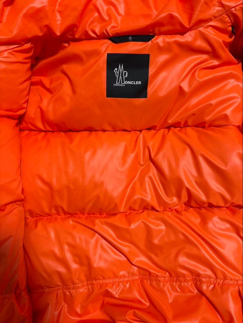 MONCLER モンクレール　ダウンジャケット　グルノーブル　格安出品
