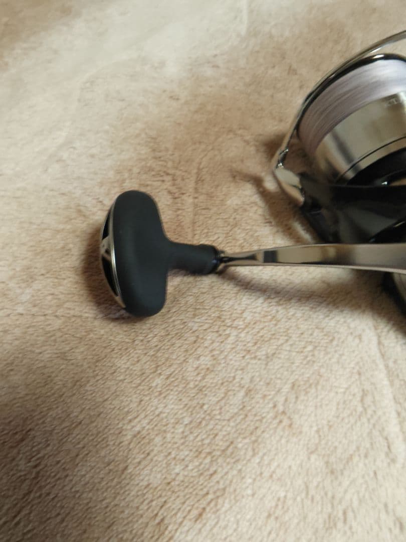 24セルテートLT4000-CXH スピニングリール