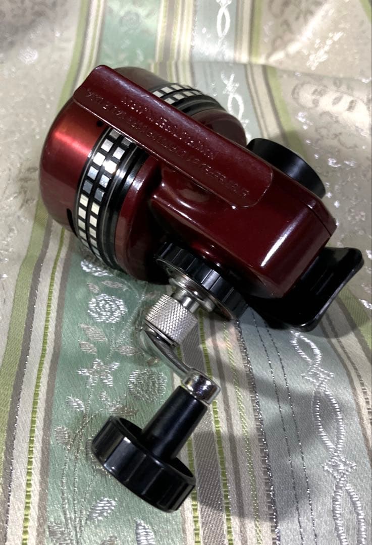 ダイワのオールドスピンキャストリール「Hi-Cast No.2」