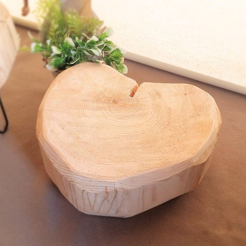 ナチュラルウッドのサイドテーブル 木の温もりとひのきの香り 椅子・花台