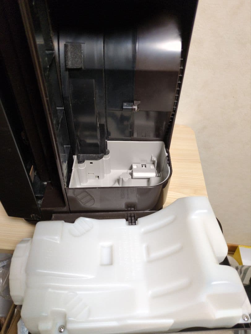 【良品】DAIKIN 加湿ストリーマ空気清浄機 MCK70WE7-Tキャスター付