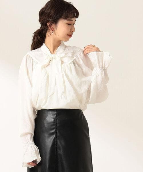 美品 デミルクス ビームス 2,2万円 ボウタイブラウス ホワイト D303