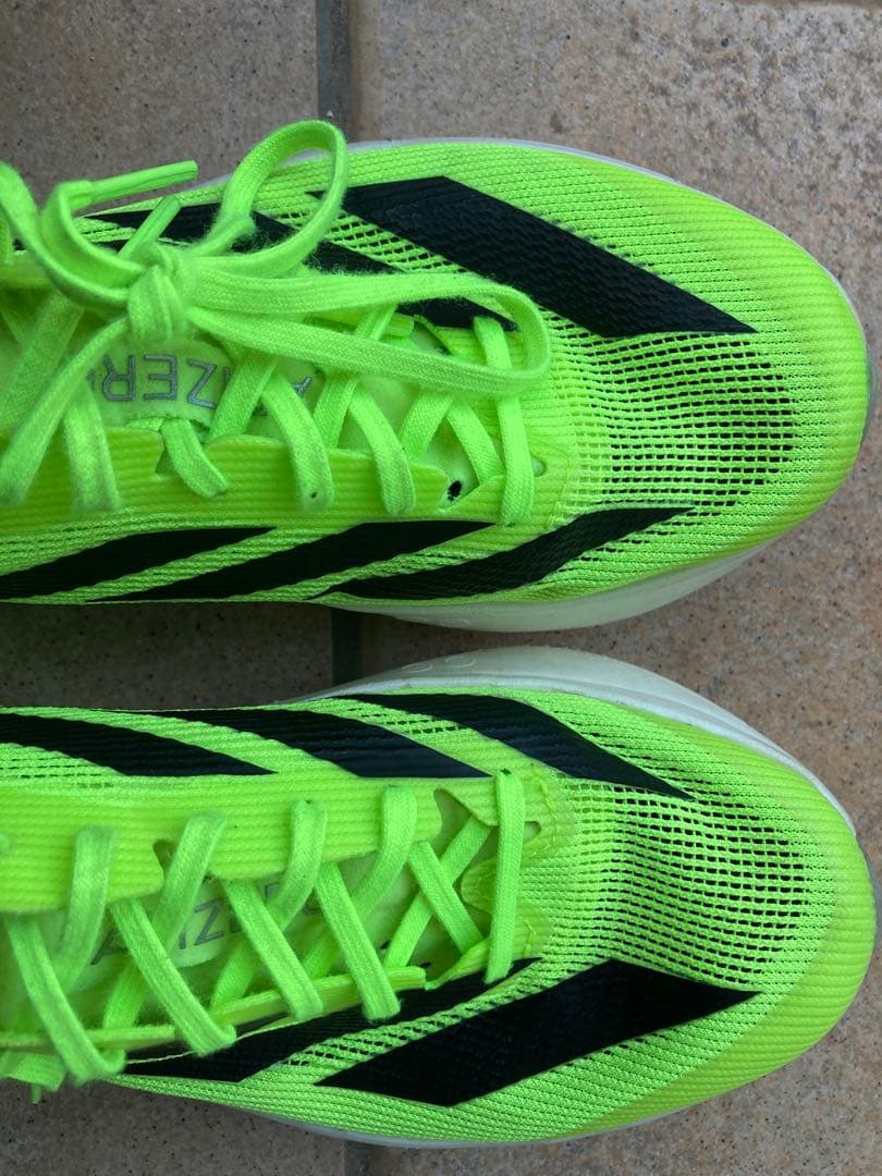 adidas 陸上 中距離用スパイク アディゼロアバンチ