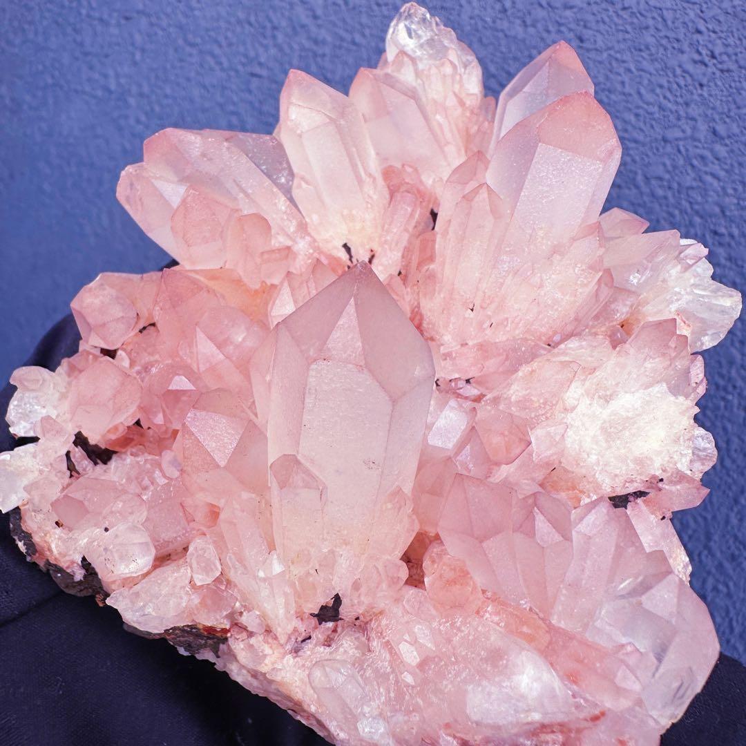 爆アレ❗️可愛いピンク♡超綺麗マダガスカル産パイナップルピンククラスターA1463