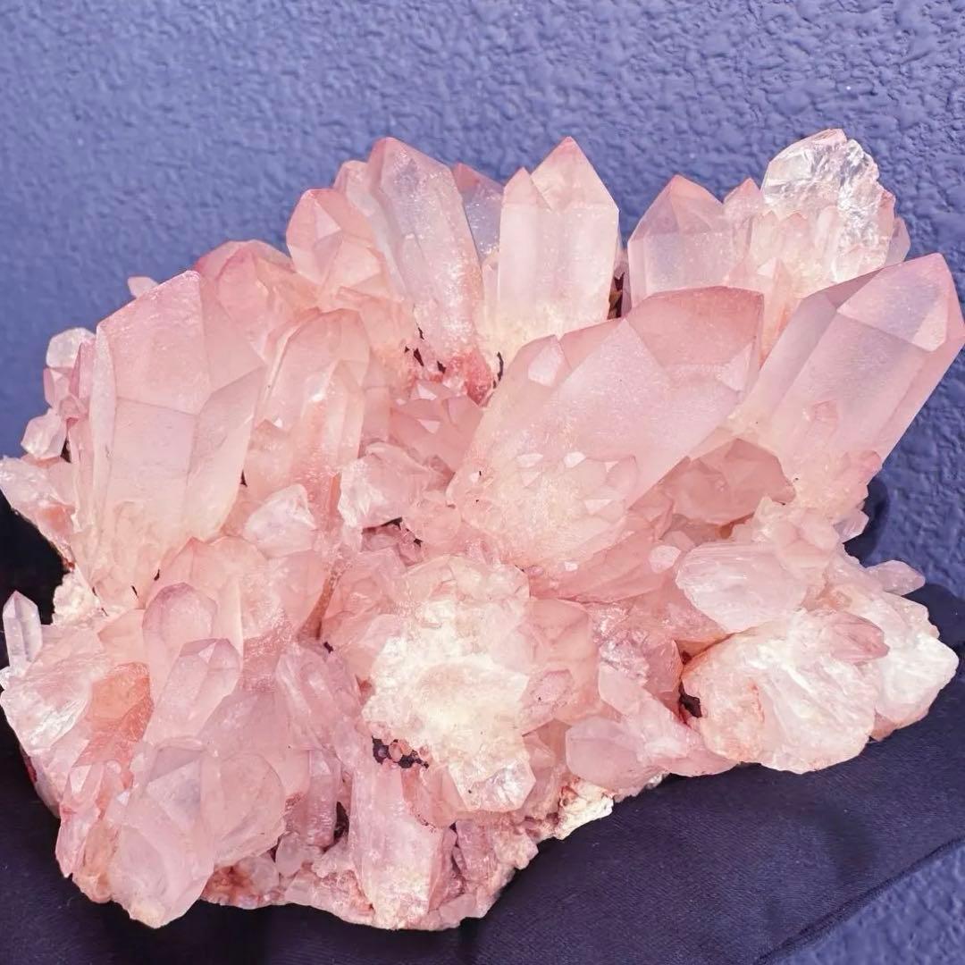 爆アレ❗️可愛いピンク♡超綺麗マダガスカル産パイナップルピンククラスターA1463